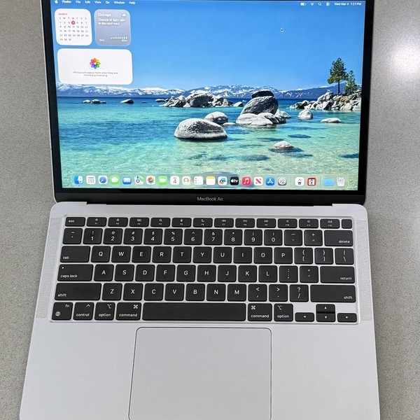 MacBook Air 2020 - 13 inch - 256 GB, Gray, 8 GB, Apple M1