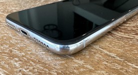 Good
													Apple iPhone X - Unlocked, Silver, 64 GB, A1901, GSM, photo 4 of 9