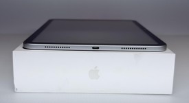 Good
													Apple iPad 10th Gen - Wi-Fi, Silver, 64 GB, A2696, photo 3 of 9