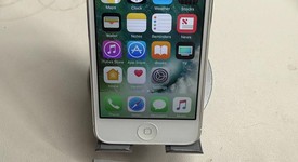 Good
													Apple iPhone 5 - Unlocked, White, 16 GB, A1428, photo 6 of 6