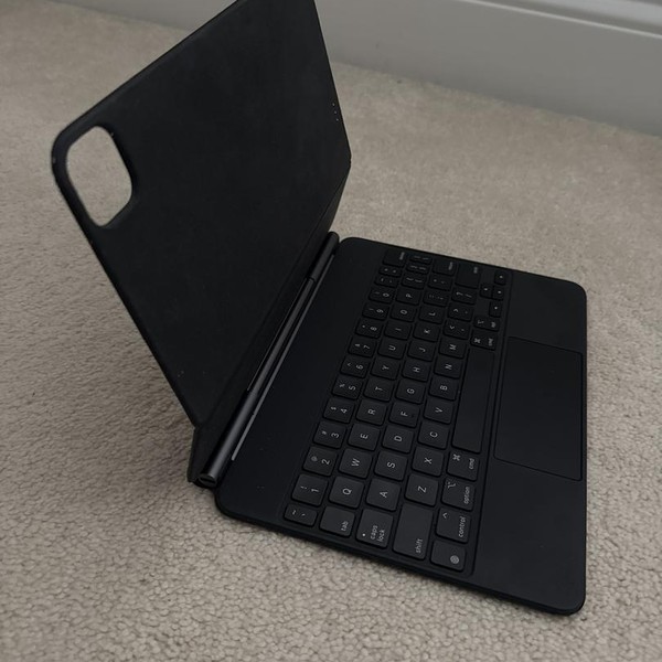 Apple Magic Keyboard for iPad - Black