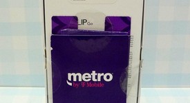 New
													TCL Flip Phone, photo 2 of 3