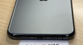 Good
													Apple iPhone 11 Pro Max - Unlocked, Green, 64 GB, A2161, photo 4 of 8