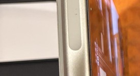 Mint
													Apple iPhone 17 Pro - Unlocked, Silver, 256 GB, A3256, photo 5 of 8