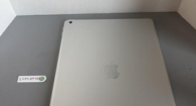 Good
													Apple iPad 9th Gen - Wi-Fi, Silver, 64 GB, A2602, photo 3 of 5