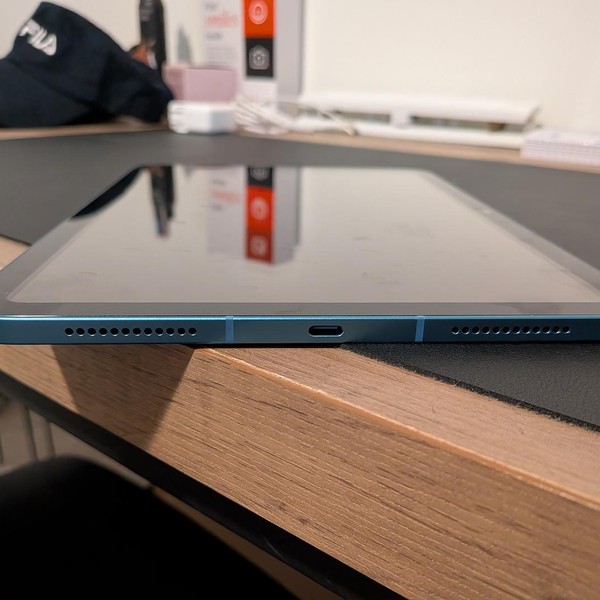 Apple iPad 10th Gen - Unlocked, 64 GB, Blue, A2757