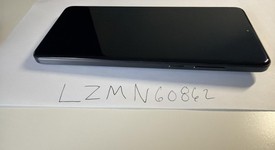 Mint
													OnePlus 13 - Unlocked, Black Eclipse, 256 GB, 12 GB, photo 5 of 6