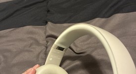 Used
													Beats Studio Pro - Sandstone, photo 3 of 5