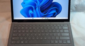 Good
													Microsoft Surface Laptop 3 - I5, Platinum, 256 GB, 8 GB, 13.5", photo 1 of 10