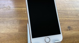 Good
													Apple iPhone 8 - Unlocked, Gold, 64 GB, A1863, photo 2 of 8