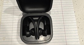 Used
													Beats Powerbeats Pro - Black, photo 1 of 2