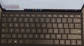 Mint
													Microsoft Surface Pro X - SQ2, Black, 256 GB, 16 GB, GSM Unlocked, photo 3 of 14