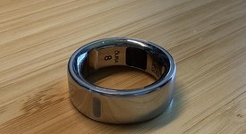 Good
													Oura Ring Gen 4 - Silver, Size 8, photo 2 of 4