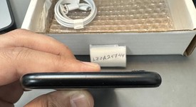 Mint
													Apple iPhone SE 3rd Gen 2022 - Unlocked, Midnight, 64 GB, A2595, photo 5 of 6