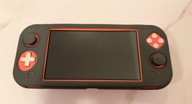 Mint
													Nintendo Switch Lite - Coral, photo 4 of 8