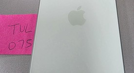 Mint
													Apple iPhone 15 - Unlocked, Green, 128 GB, A2846, photo 3 of 10