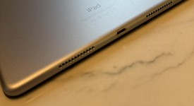 Good
													Apple iPad Pro 9.7" - Unlocked, Gray, 32 GB, A1674, photo 4 of 5