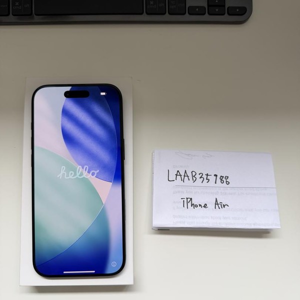 Apple iPhone Air - Unlocked, 256 GB, Space Black, A3260