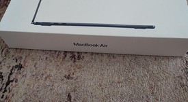 New
													MacBook Air 2025 (M4) - 13" - Apple M4, Midnight, 512 GB, 24 GB, photo 3 of 5