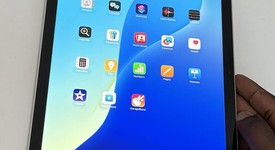 Good
													Apple iPad 11th Gen - Unlocked, Silver, 128 GB, A3355, photo 4 of 12