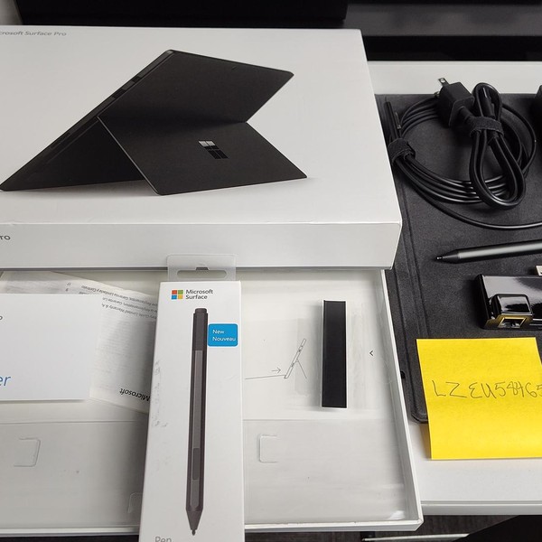Microsoft Surface Pro 6 - Wi-Fi, 512 GB, Black, 16 GB