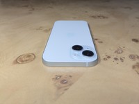 Apple iPhone 15