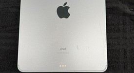 Fair
													Apple iPad Air 4th Gen - Unlocked, Sky Blue, 64 GB, A2324, photo 5 of 13