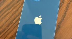 Good
													Apple iPhone 13 - Unlocked Non-US, Blue, 128 GB, A2633, photo 5 of 8