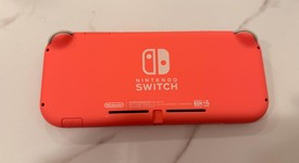 Mint
													Nintendo Switch Lite - Coral, photo 5 of 8