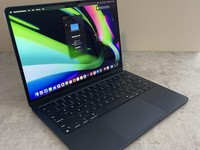 MacBook Air 2024 (M3) - 13"