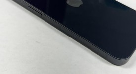 Mint
													Apple iPhone 13 - Unlocked, Midnight, 128 GB, A2482, photo 5 of 7