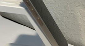 Mint
													Apple iPhone SE 3rd Gen 2022 - Unlocked, Starlight, 128 GB, A2595, photo 4 of 6