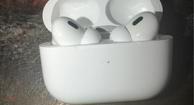 Used
													Apple AirPods Pro 2 - USB-C, photo 2 of 3