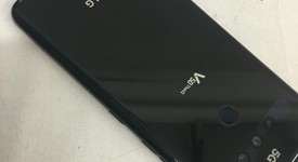 Good
													LG V50 ThinQ 5G - Verizon, Black, 128 GB, 6 GB, LM-V450VM, photo 1 of 7