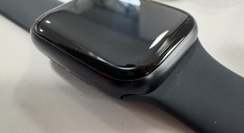 Mint
													Apple Watch SE 2nd Gen 40mm - Unlocked, Midnight, A2726 - Cellular, Aluminum, photo 5 of 10