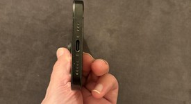 Good
													Apple iPhone 16 Pro - Unlocked, Black, 128 GB, A3083, photo 5 of 11