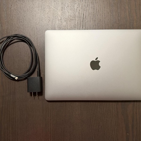 MacBook Air 2020 - 13 inch - 512 GB, Gray, 8 GB, Apple M1