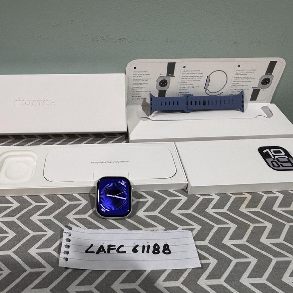Apple Watch Series 10 46mm - Silver, A2999 - GPS, Aluminum
