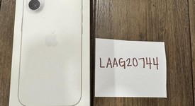 New
													Apple iPhone 17 - Unlocked, White, 256 GB, A3258, photo 2 of 3