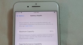 Good
													Apple iPhone 7 Plus - Consumer Cellular, Silver, 32 GB, A1661, photo 3 of 4