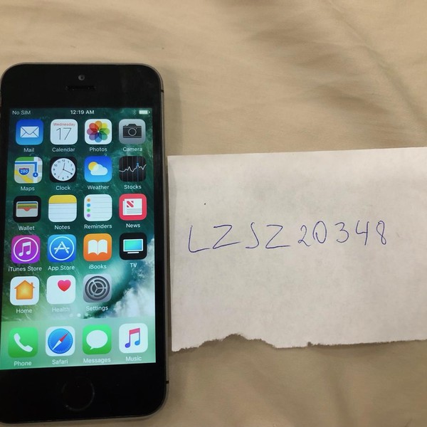 Apple iPhone 5S - Unlocked, 32 GB, Gray, A1533, GSM