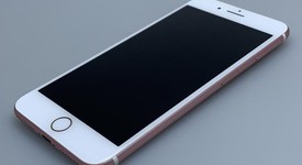 Good
													Apple iPhone 7 Plus - Unlocked, Rose Gold, 128 GB, A1661, photo 2 of 6