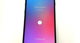 Mint
													LG V40 ThinQ - AT&T, Black, LM-V405UA, photo 4 of 11