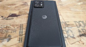 Mint
													Motorola Edge Plus (2023) - Unlocked, Black, 512 GB, 8 GB, photo 3 of 7