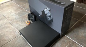 Mint
													Xbox One X (2017) - Black, Standard, photo 2 of 6