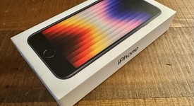 New
													Apple iPhone SE 3rd Gen 2022 - Verizon, Midnight, 64 GB, A2595, photo 2 of 3