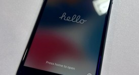 Good
													Apple iPhone SE 2nd Gen 2020 - Unlocked, Black, 128 GB, A2275, photo 3 of 7