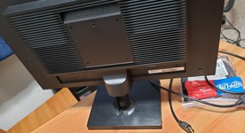 Mint
													Samsung Monitor, photo 3 of 7
