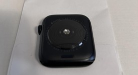 Good
													Apple Watch SE 2nd Gen 44mm - Midnight, A2723 - GPS, Aluminum, photo 5 of 9