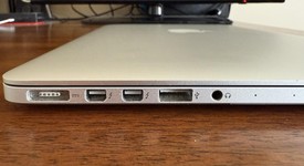 Good
													MacBook Pro 2015 (Retina) - 13" - Silver, 256 GB, 8 GB, photo 5 of 11